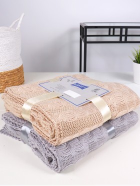 Premium Cable Knitted Soft Blanket